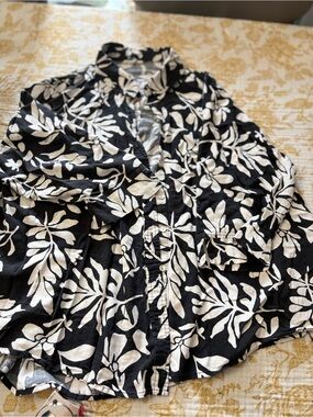 Christian Siriano Black Shirt with White Leaf Motif